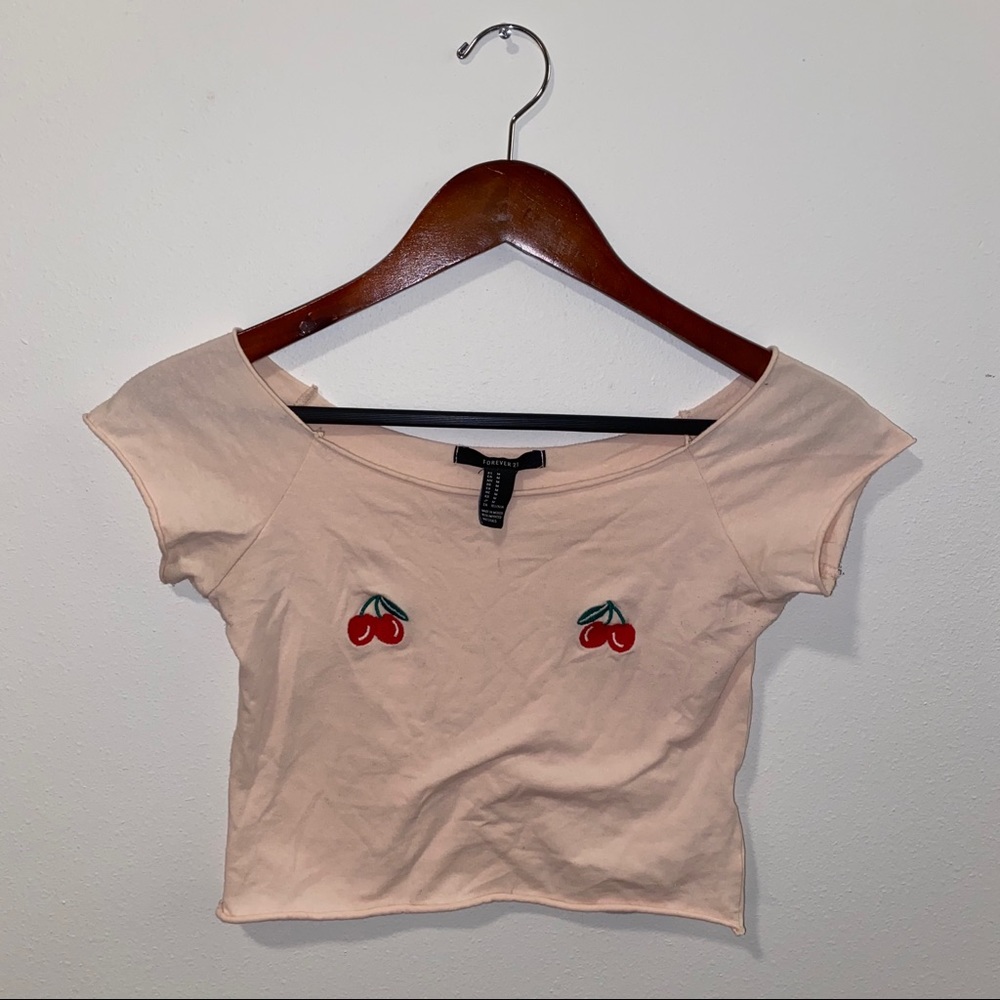 Cherry crop top - Picture 3 of 7